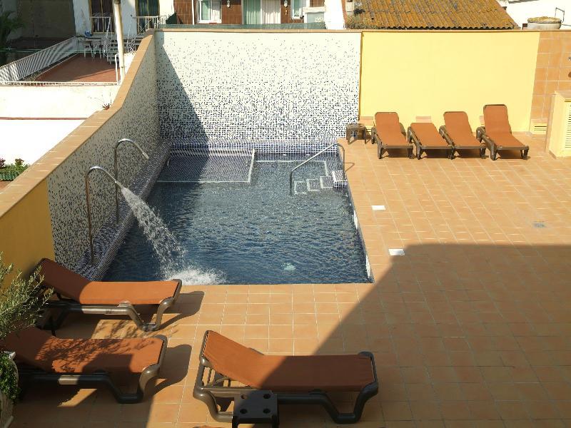 Neptuno Apartments Calella Extérieur photo