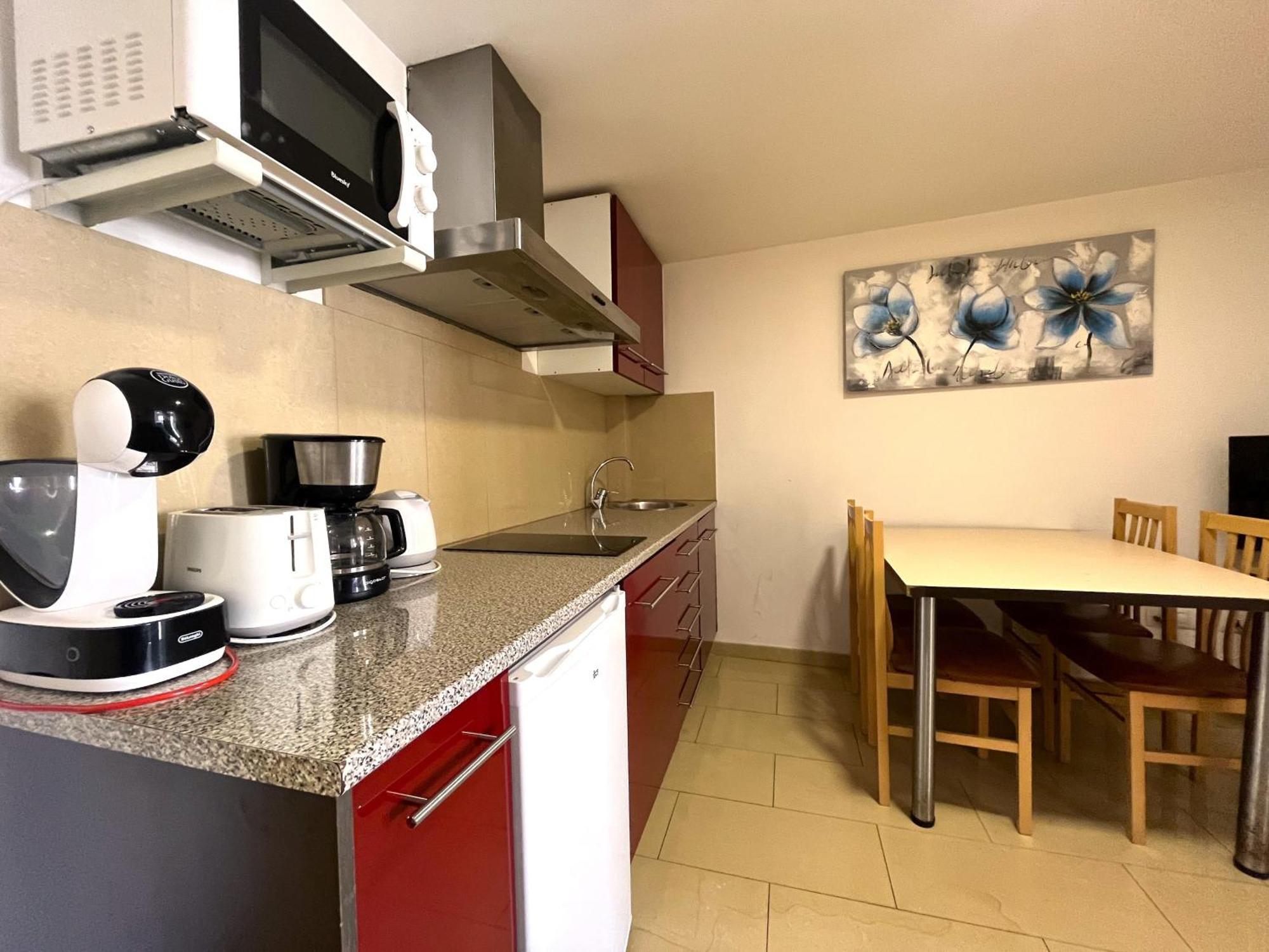 Neptuno Apartments Calella Chambre photo