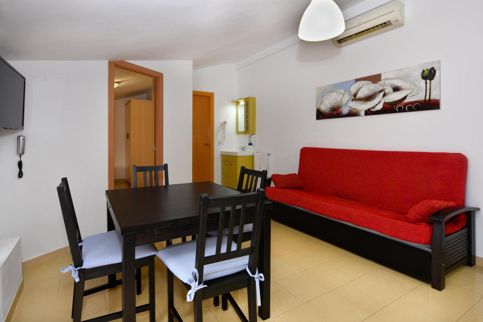 Neptuno Apartments Calella Chambre photo